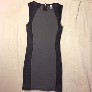 Black & Gray Midi NO sleeve Dress !